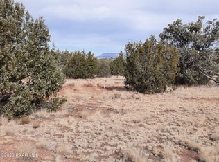 33670 W Flor Ln, Seligman, AZ 86337