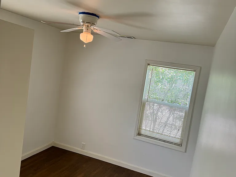 811 Canal St — Photo 10