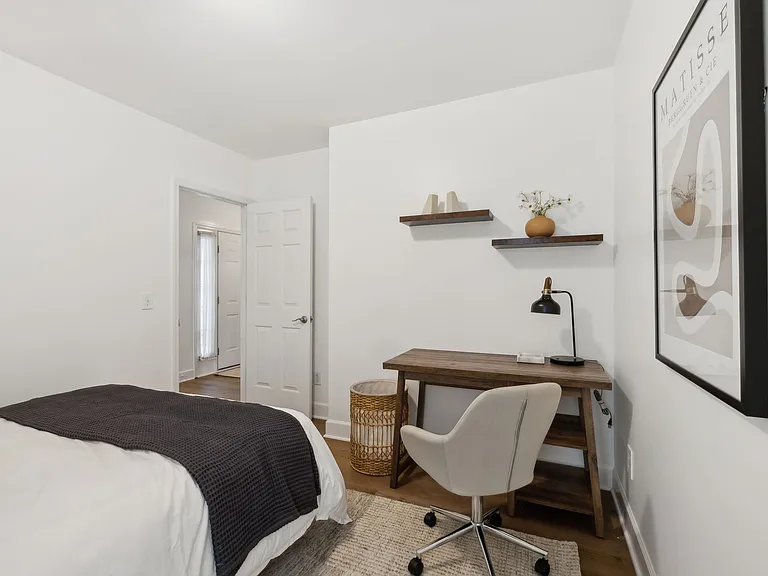 304 Crooked Oak Ct — Photo 16