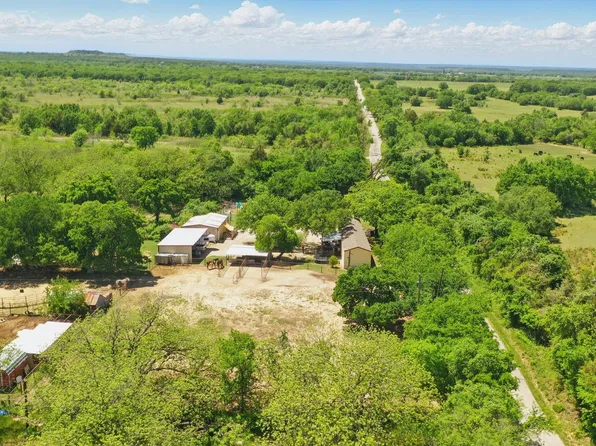 647 County Road 3420, Bridgeport, TX 76426