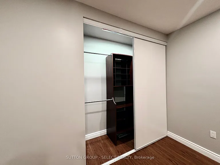 440 Wellington St #103 — Photo 20
