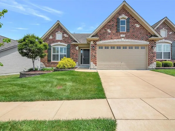 40 Autumn Way Ct, Eureka, MO 63025