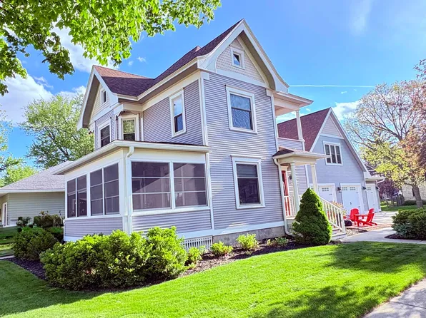 104 W Church St, Belleville, WI 53508