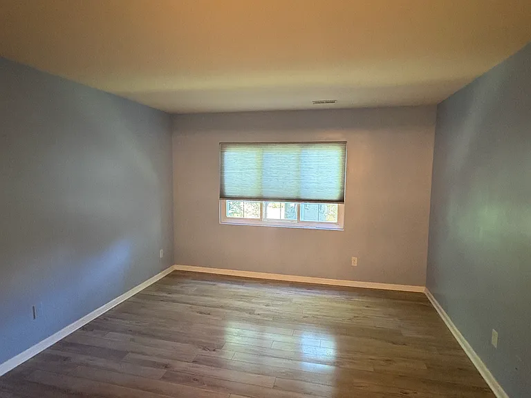 9 Tintern Ct #202 — Photo 8