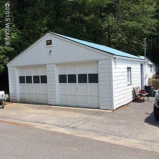3rd image of 12 Oliver St