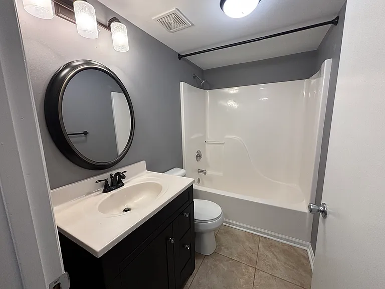 2745 Grinstead Dr #208 — Photo 19