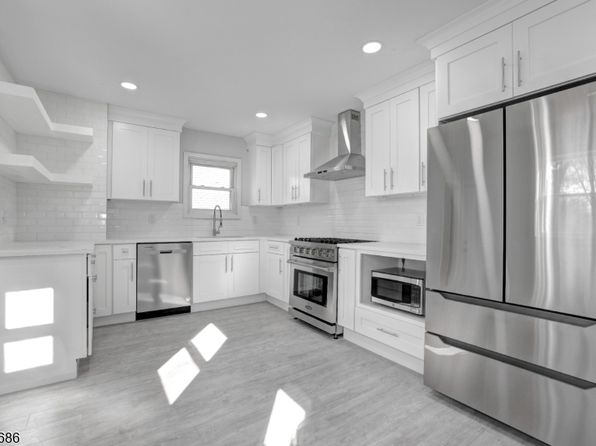 384 W Palisade Ave, Englewood City, NJ 07631