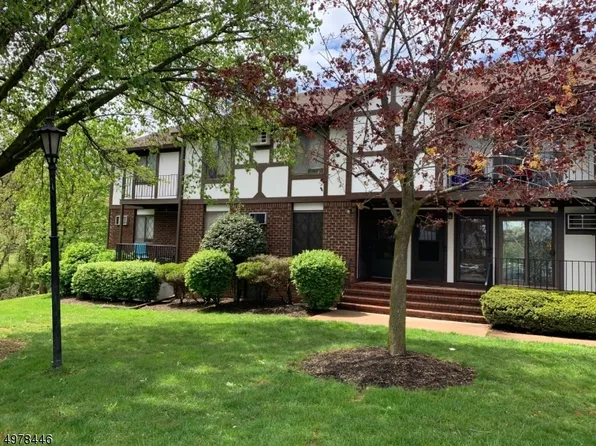76A Farm Rd, Hillsborough, NJ 08844