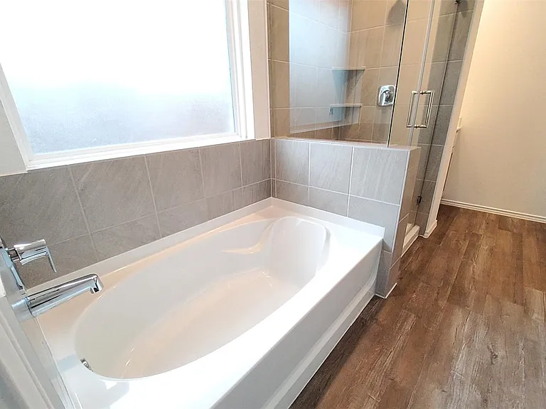 4901 Blue Beetle Ridge Dr — Photo 20