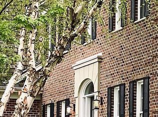 3695 Richland Pkwy, Brookfield, WI 53045