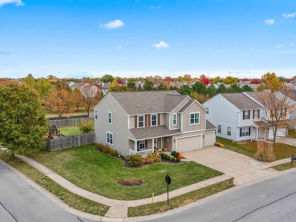 2nd image of 285 Earl Park Way