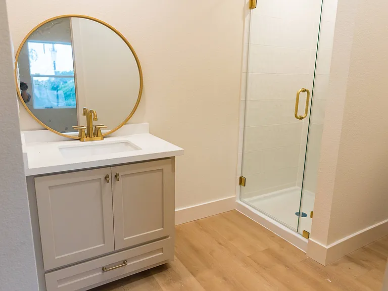 Main Floor Bathroom #1