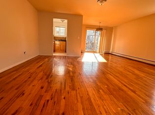 (Undisclosed Address), Yonkers, NY 10701