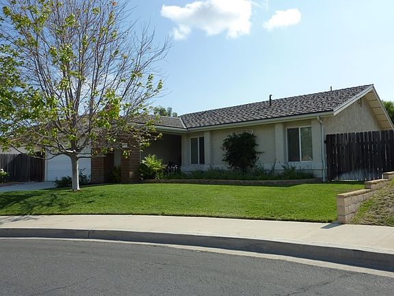 3rd image of 2089 Viking Dr