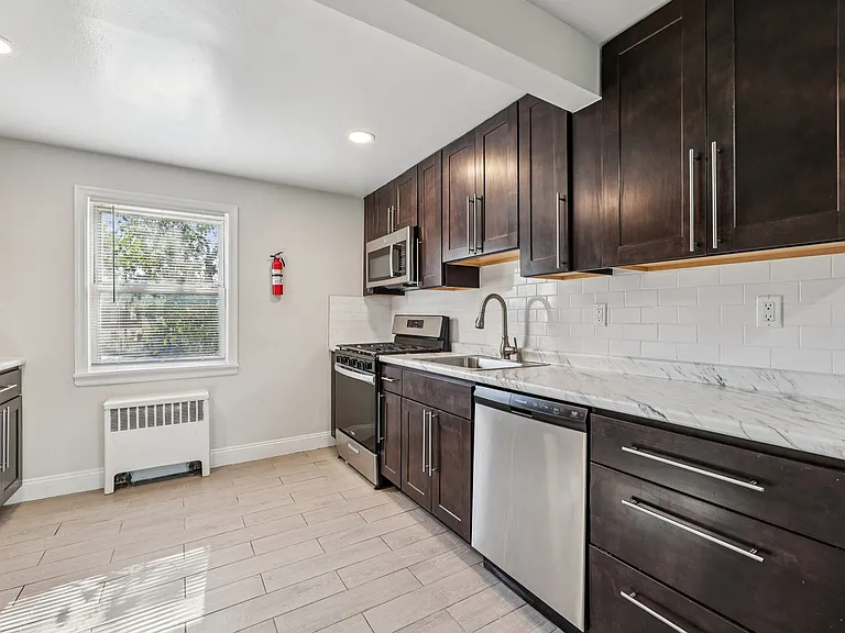 Eagle Rock Apartments — Photo 23