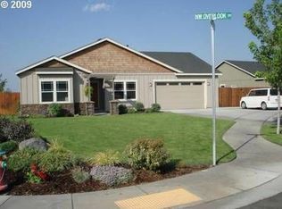 2352 NW Eucalyptus Dr, Hermiston, OR 97838