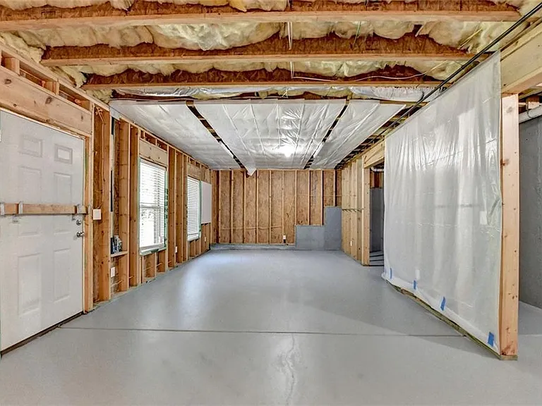 4805 Shelbourne Dr — Photo 72