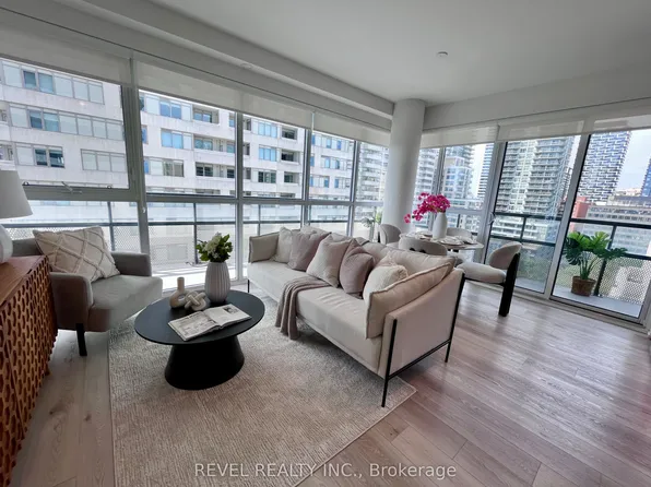 11 Lillian St #1107, Toronto, ON M4S 0C3