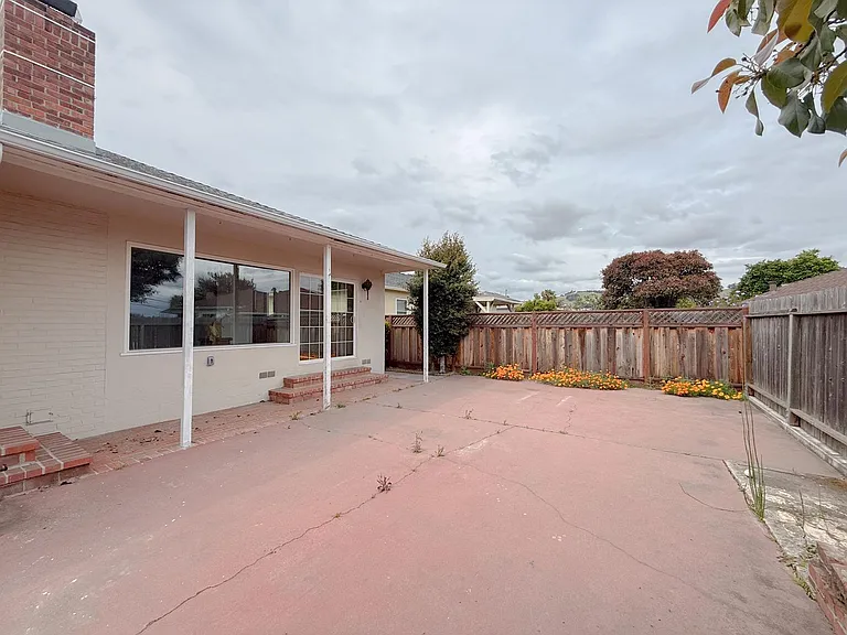 1226 Margery Ave — Photo 20