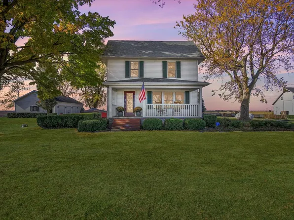 2611 County Road 800 E, Dewey, IL 61840