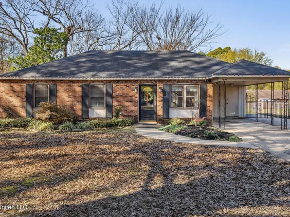 7697 Coral Hills Cv, Southaven, MS 38671