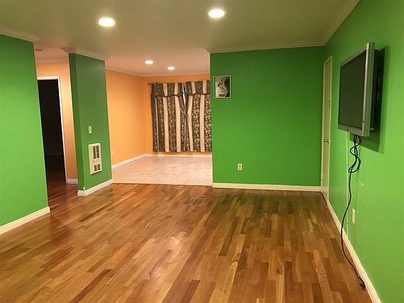2nd image of 1669 Pentecost Way Unit 3