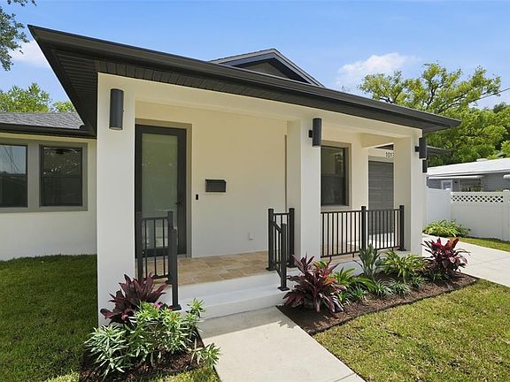 3rd image of 1013 E 22ND AVENUE