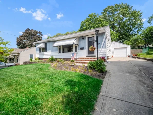 5367 Chestnut Hill Dr, Willoughby, OH 44094