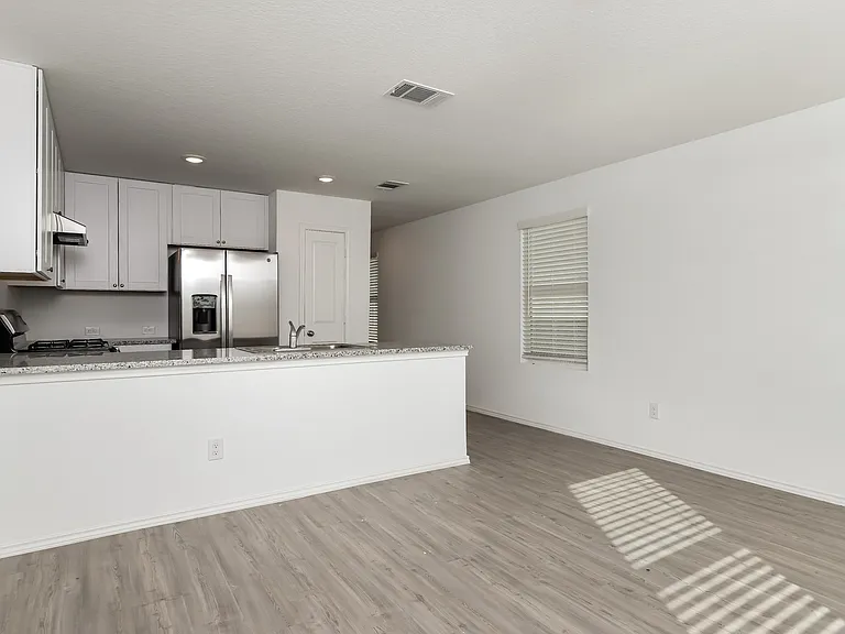 20348 Andalusite Way — Photo 3