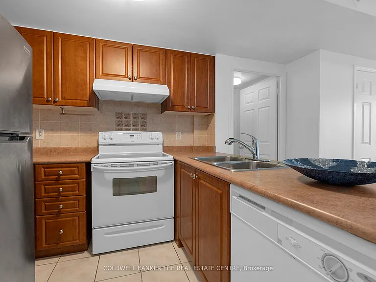 3047 Finch Ave W #2057 — Photo 13