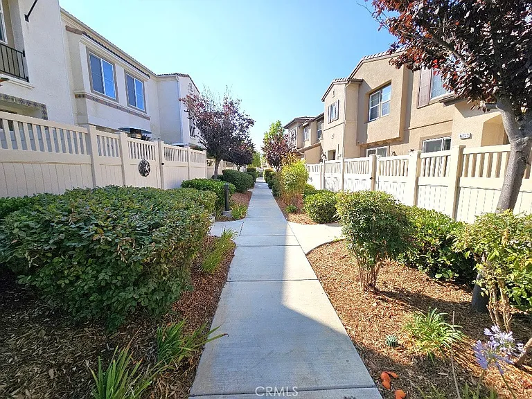 44011 Rivo Ct — Photo 29