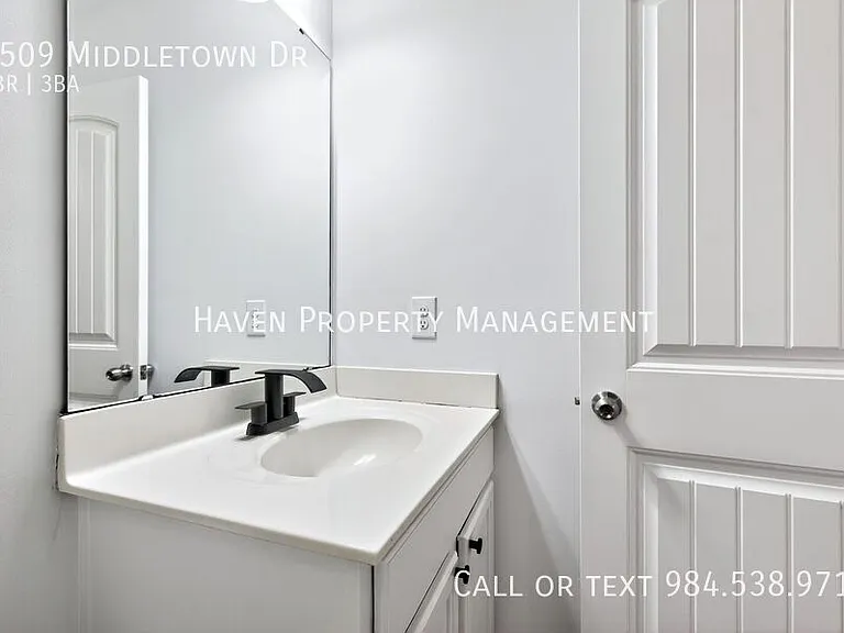 4509 Middletown Dr — Photo 28