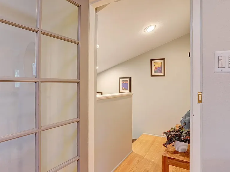 551 Detroit St — Photo 7