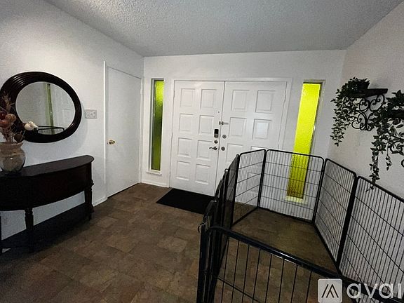 4th image of 4039 Mount Laurel Dr #G