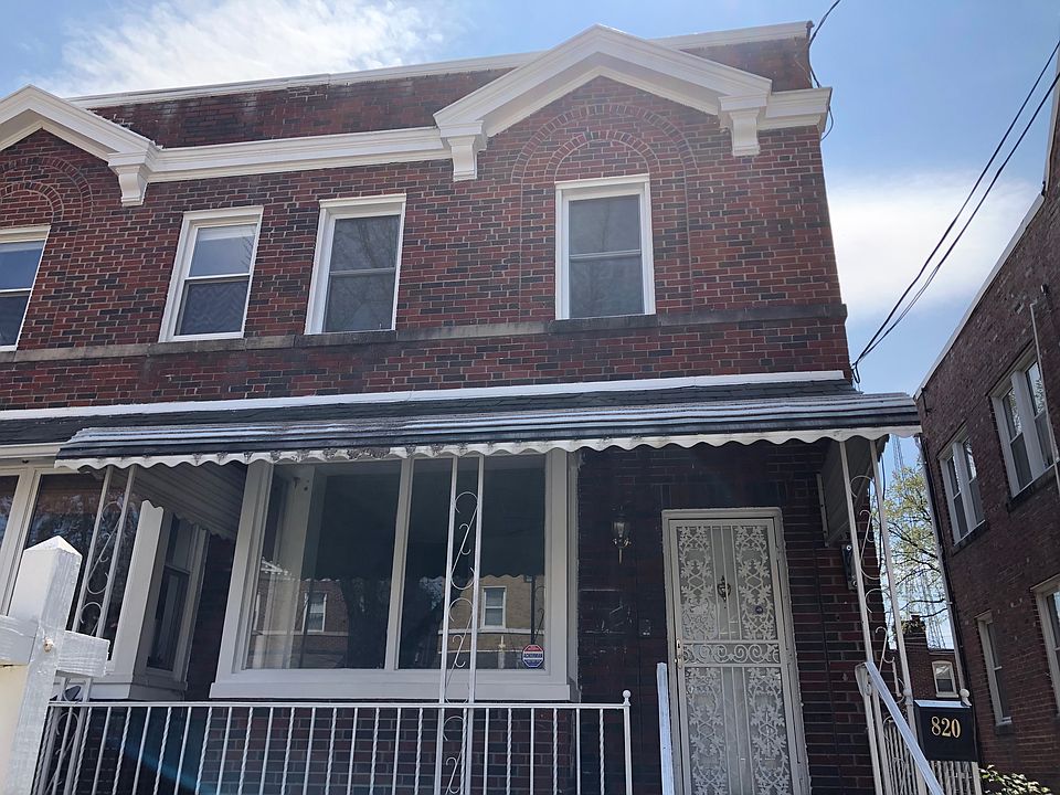 1st image of 820 Tewkesbury Pl NW