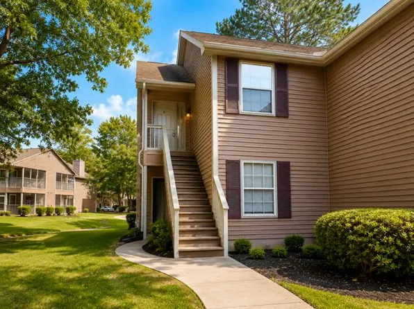 7945 Timbercreek Ln APT E, North Charleston, SC 29418