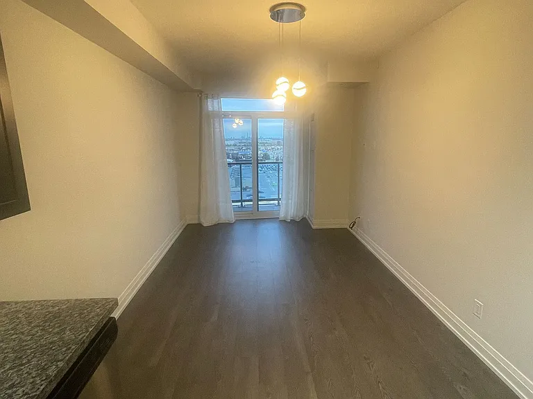 3600 Highway 7 Rd #1010 — Photo 2