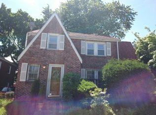 7 Melville Ln, Dorchester, MA 02124