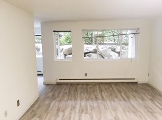 7001 Sand Point Way NE UNIT B202, Seattle, WA 98115