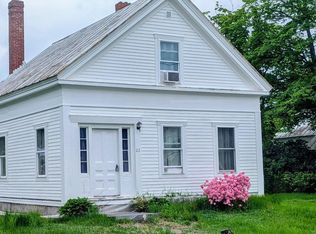22 Pleasant St, Solon, ME 04979
