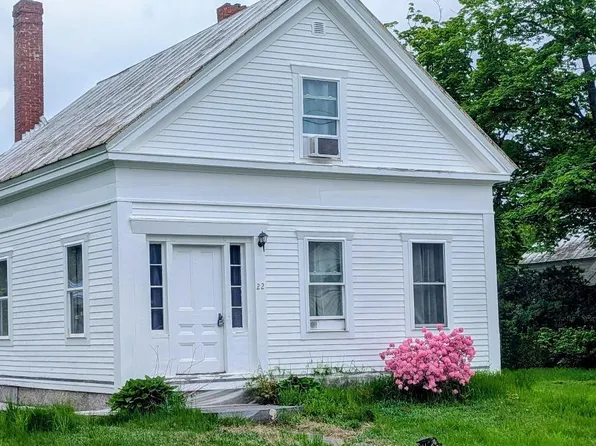 22 Pleasant Street, Solon, ME 04979