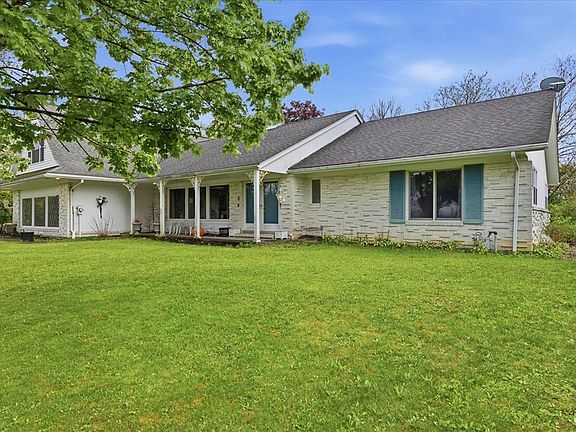 2nd image of 1316 Robinwood Dr