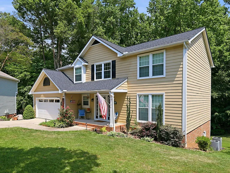 106 Dilworth Ct — Photo 47
