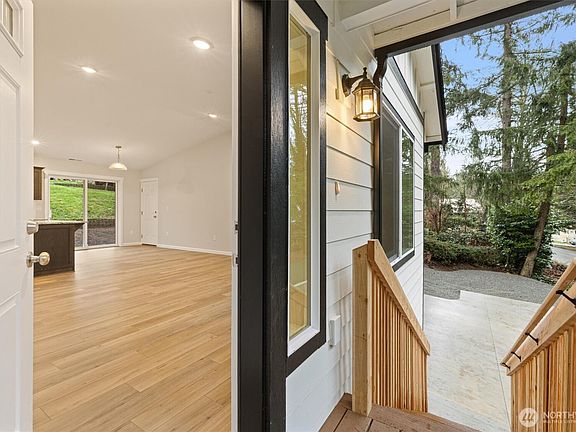 3rd image of 10510 Woods Lake Road