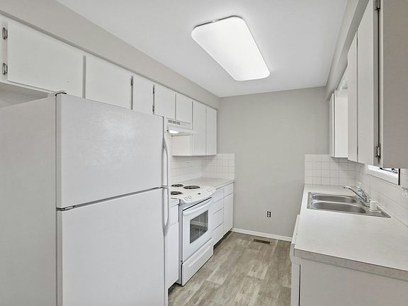 4th image of 5125 N Lidgerwood St #1