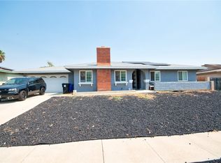 553 S Arrowhead Ave, Rialto, CA 92376