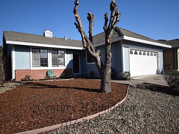 3rd image of 1145 Daniel Dr