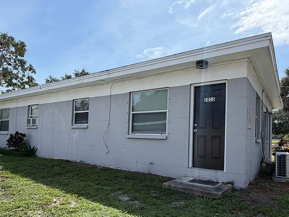 1006 Vine Ave