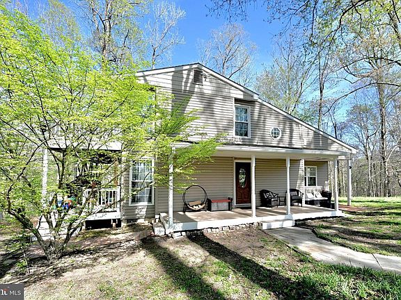 4th image of 651 Walton Rd