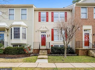 877 Chestnut View Ct, Baltimore, MD 21226